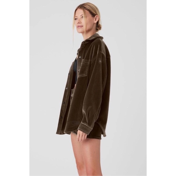 Alo Yoga Ribbed Velour Mountain Side Jacket Machiatto Brown - Picture 3 of 15